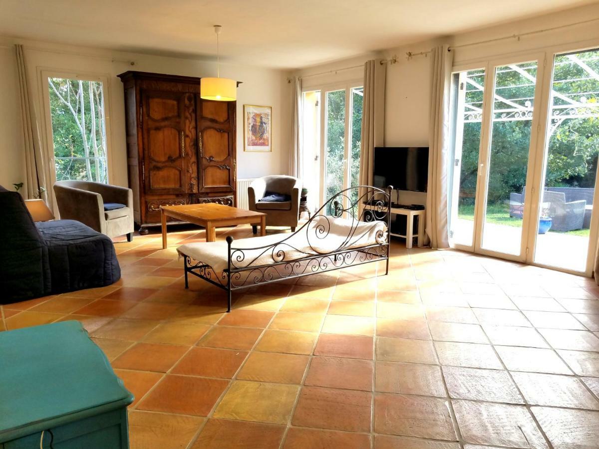 Entre Nimes Et Arles Villa Bellegarde  Eksteriør bilde